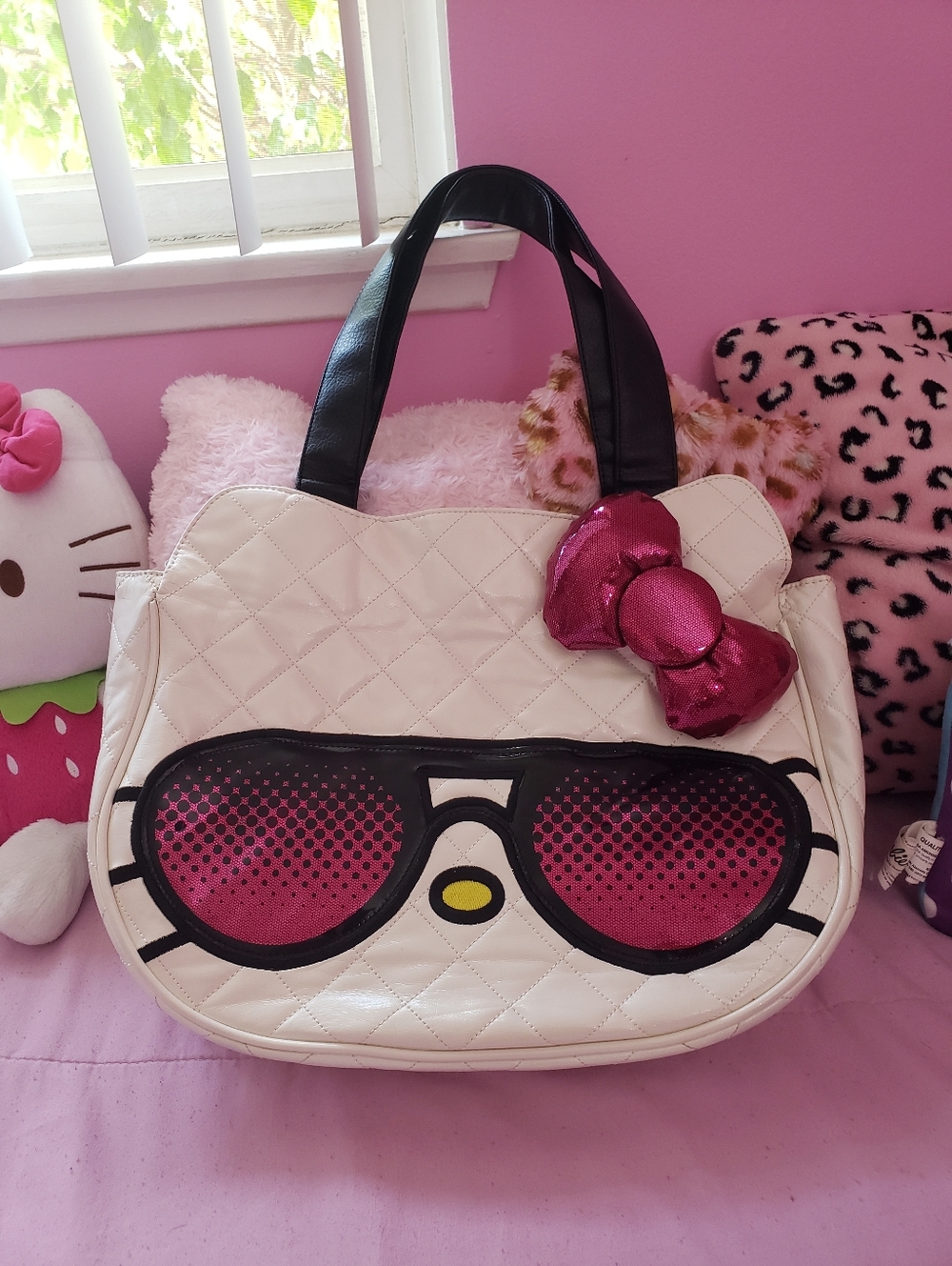 2012 Loungefly Hello Kitty Tote Bag